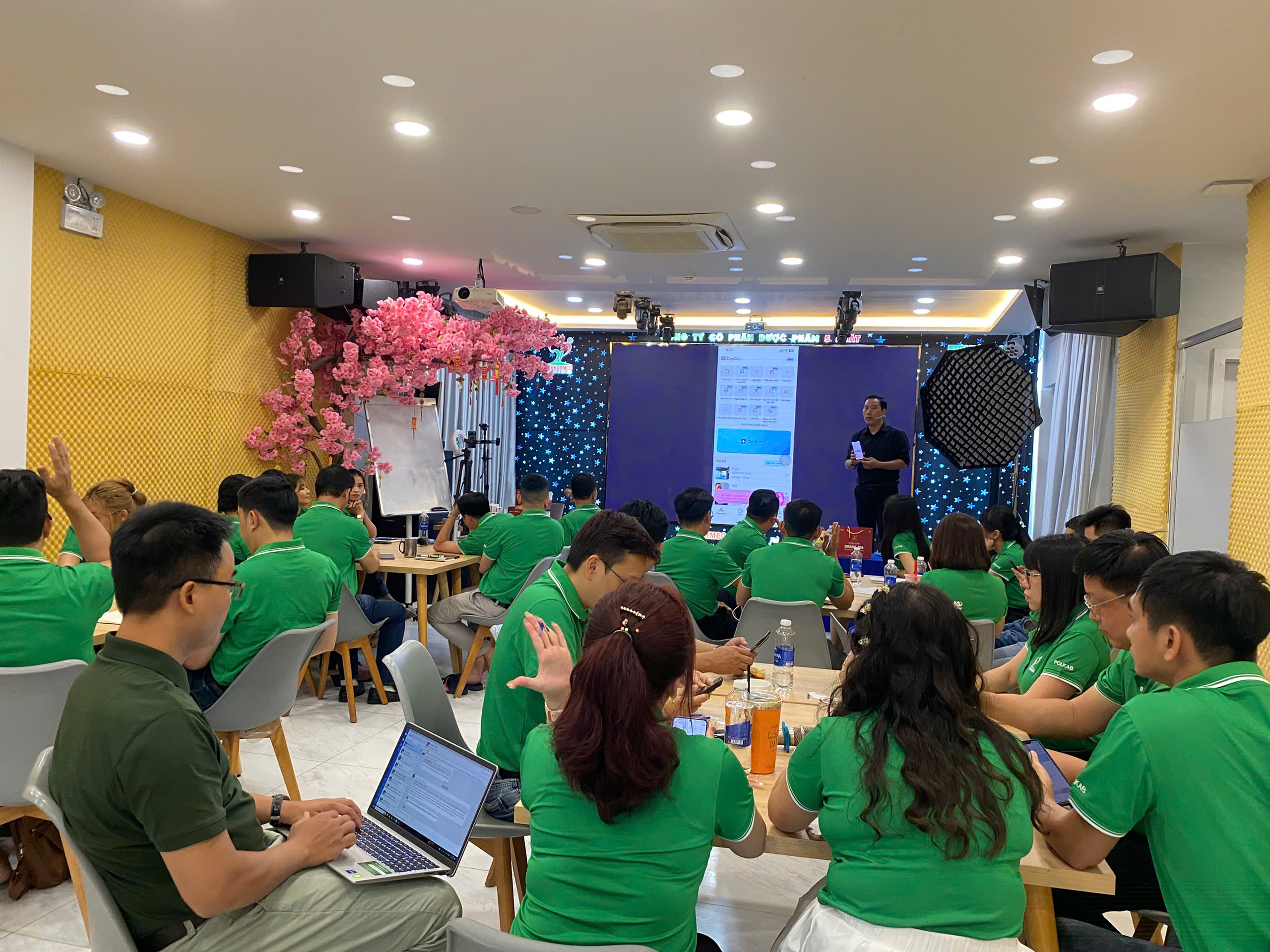 Đào tạo kỹ năng marketing bằng video cho doanh nghiệp